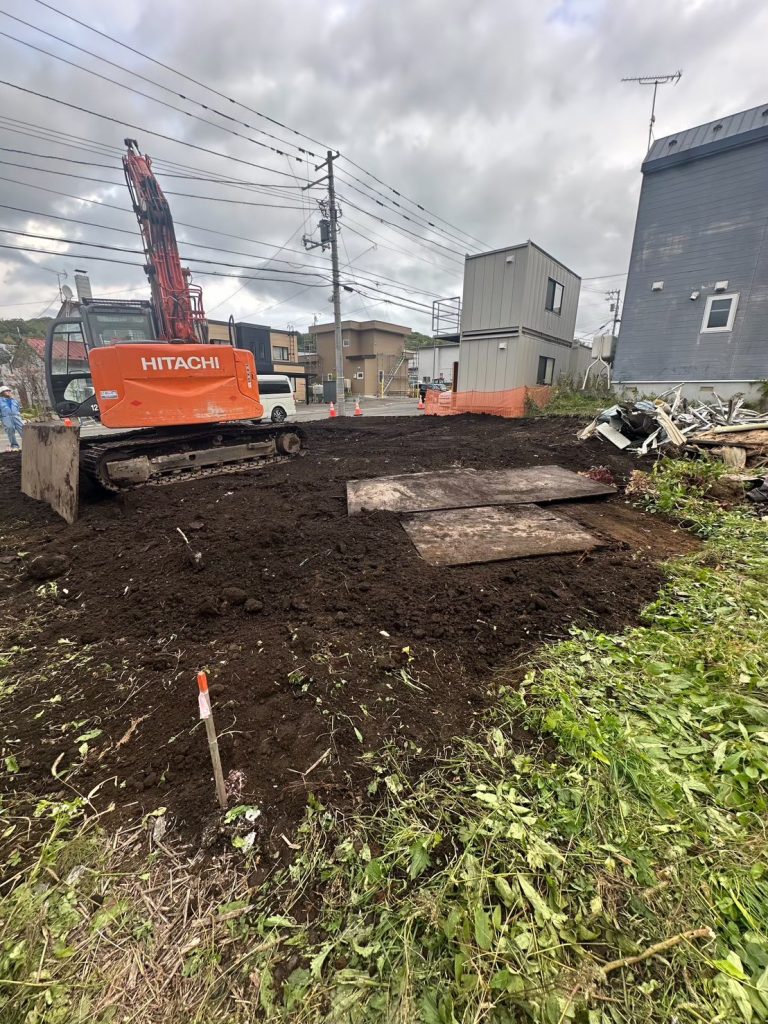 解体後、土地を整地して仕上げます